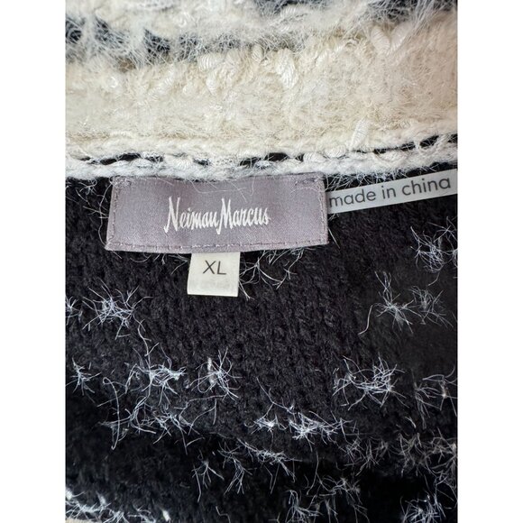 Neiman Marcus XL Fuzzy Knit Black & White Polka Dot Sweater - Picture 3 of 16